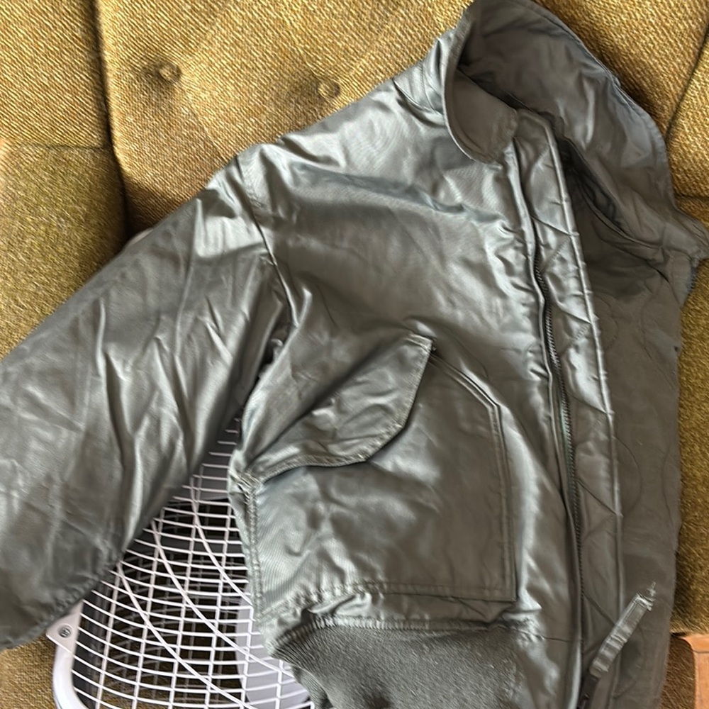 Green Cold Weather Jacket - Picture 2 of 6